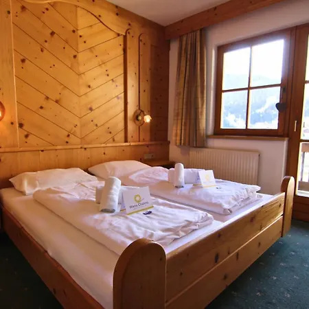 Frühstückspension Elfriede 3*