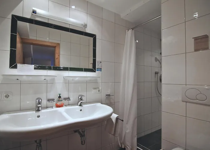 Bed & Breakfast Elfriede 3*