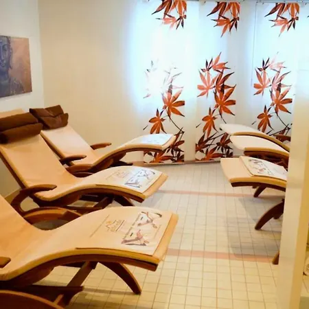 Elfriede לינה וארוחת בוקר