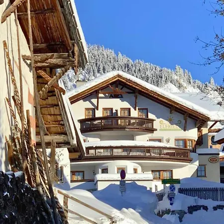 Elfriede Bed & Breakfast Fiss